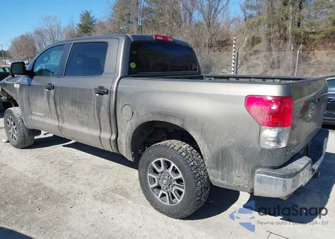 2008 Toyota Tundra Limited 5.7L V8 z USA, uszkodzony, nr VIN 5TFDV58178X039281
